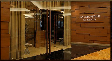 Salmontini Le Resto entrance and timber wall